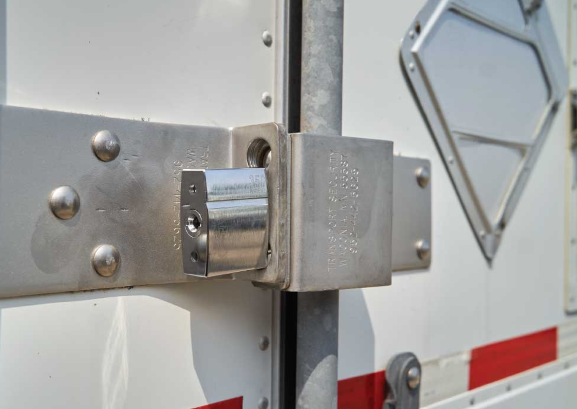 Trailer padlock